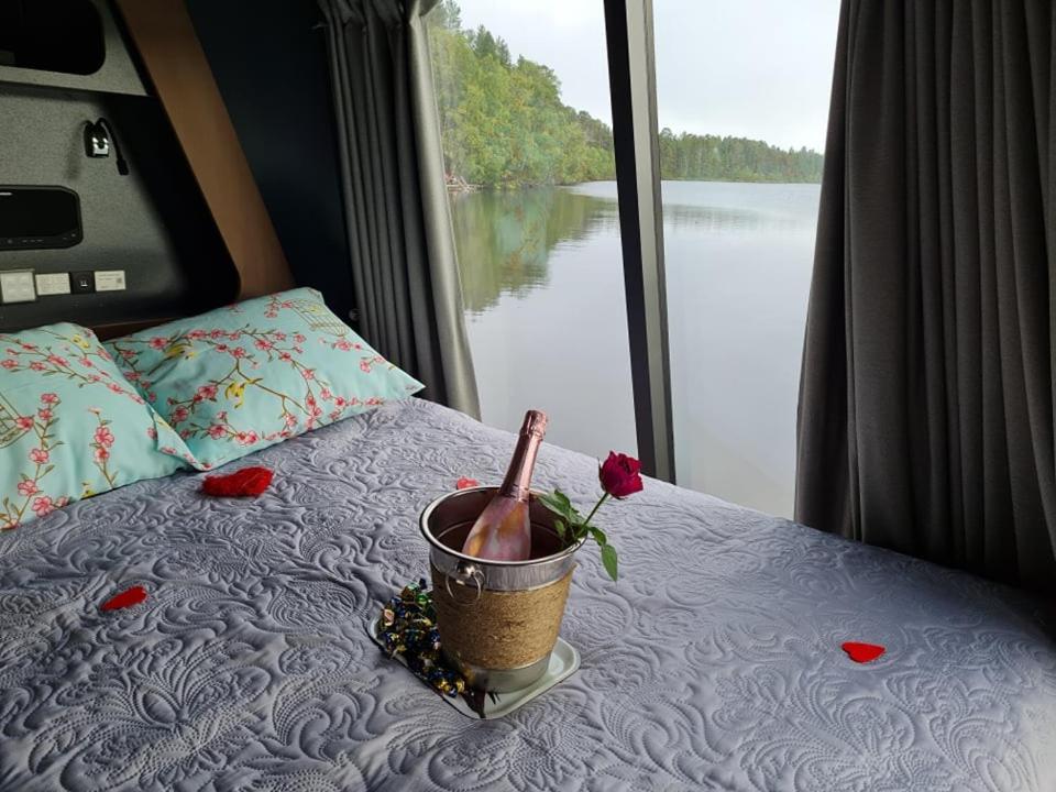 Neljaen Tuulen Tupa Bed and Breakfast Kaamanen Buitenkant foto
